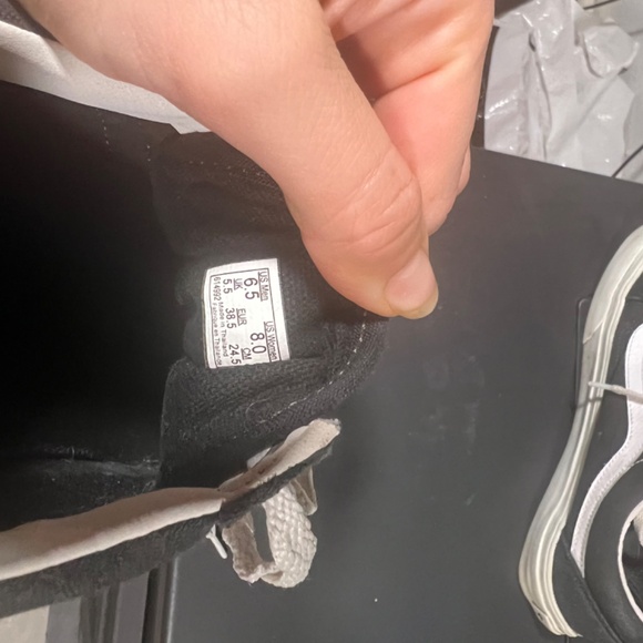 Black vans old skool - Picture 4 of 4